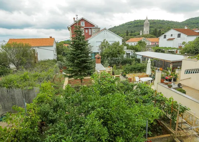 Apartments Maslina Bozava