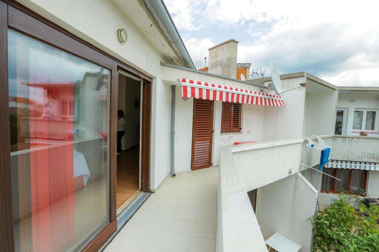 Maslina Apartment Bozava